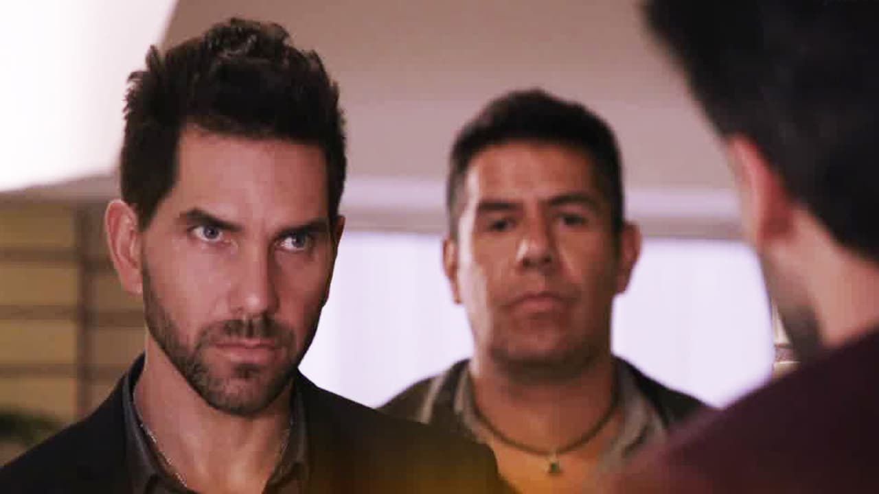 Pero comenzó a sospechar que entre ella y
<b><a href="http://www.univision.com/series/la-piloto/juan-eduardo-colucho-es-dave">Dave</a></b> había una relación gracias a las intrigas de Zulima y Óscar.