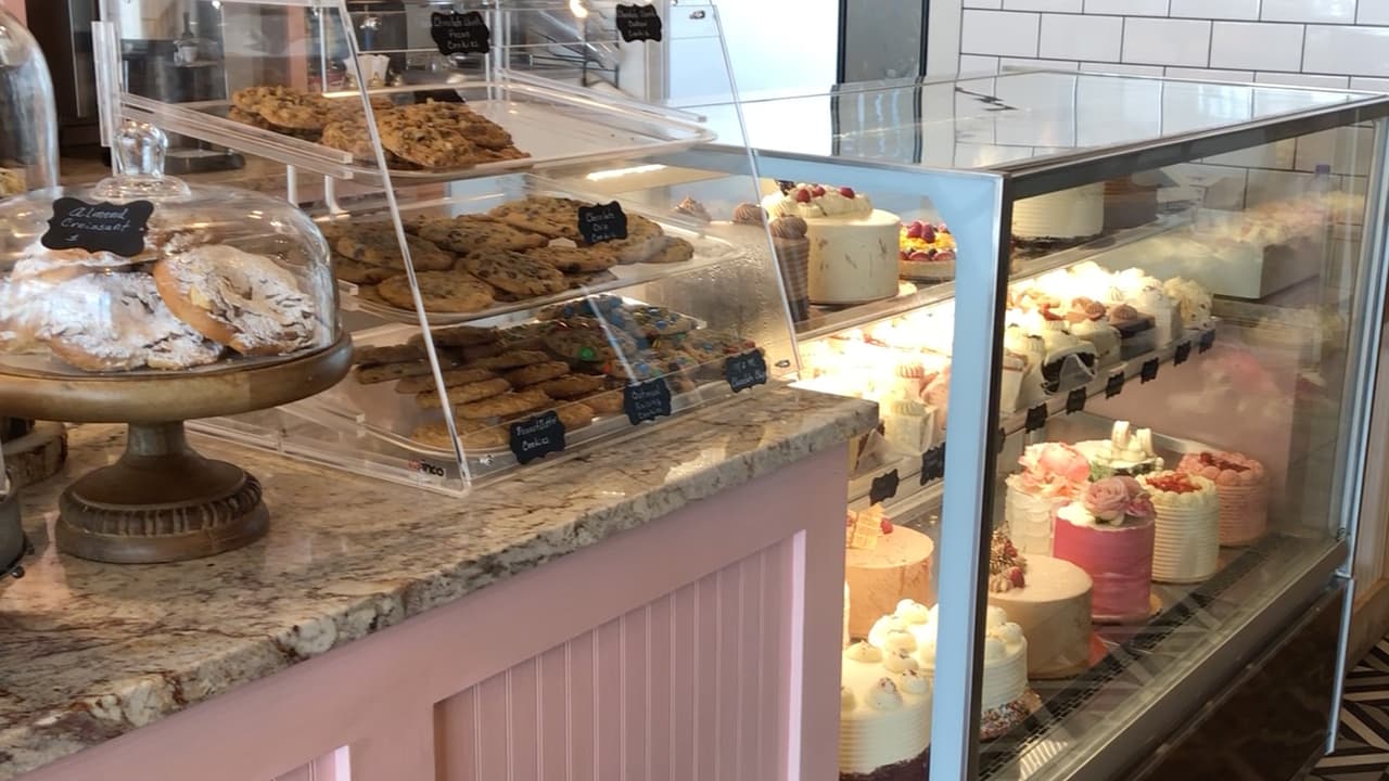 Martínez comparte su historia y espera que ayude a mujeres como ella que han sido víctimas de violencia doméstica. Sabe lo difícil que es salir de esas relaciones y está dispuesta a ayudar hablando sobre su experiencia a quien se lo pida.