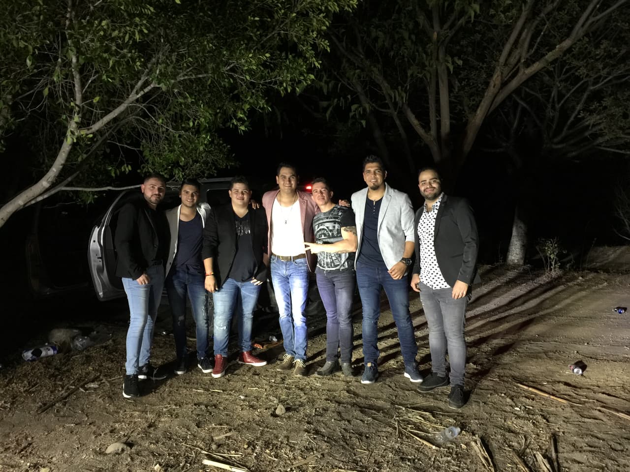 Sin embargo, él dice que se enamoró de la canción 'No le hago falta' desde que la escuchó.