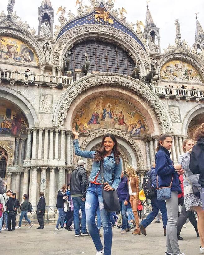 En aquella ocasión, visitó el Coliseo de Roma, los canales de Venecia y muchos más sitios que hasta ese entonces solo había visto en libros, películas e Internet.
