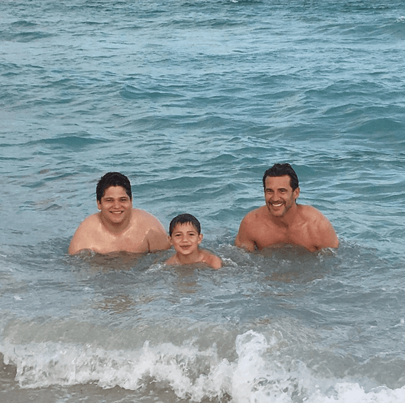 Jorge disfruta pasar sus ratos libres al lado de sus pequeños.