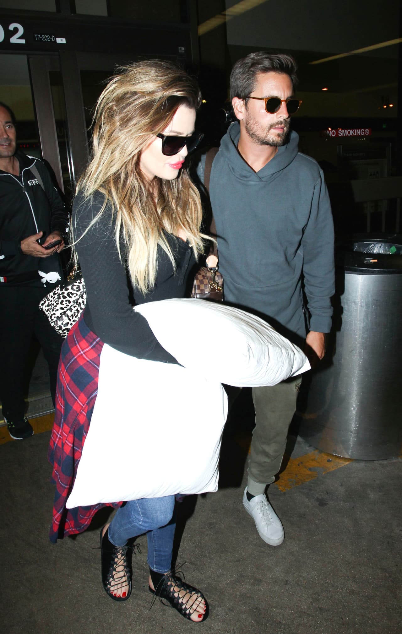 Tiempo atrás se dijo que Khloé y Scott mantuvieron una fugaz relación amorosa a mediados del mes de febrero del presente año.