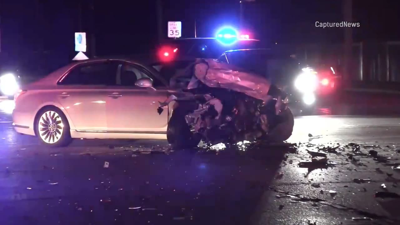 En total fueron tres los autos involucrados en el incidente que costó la vida a los cuatro jóvenes.