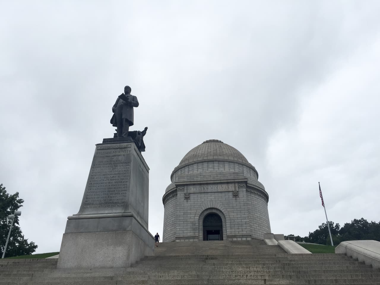 Una biblioteca presidencial en el corazón de Ohio: lecciones de McKinley para Clinton y Trump