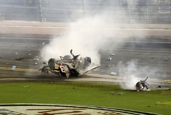 Accidente NASCAR en Daytona 2015