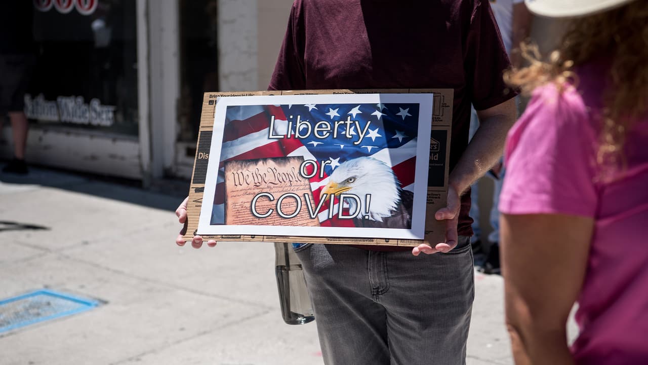 Hasta el domingo 26 de abril, 648 personas murieron por coronavirus en Texas. El condado Harris es el que más casos registra en el estado con 5,628, según el 
<a href="https://txdshs.maps.arcgis.com/apps/opsdashboard/index.html#/ed483ecd702b4298ab01e8b9cafc8b83" target="_blank">Departamento de Salud de Texas. </a>