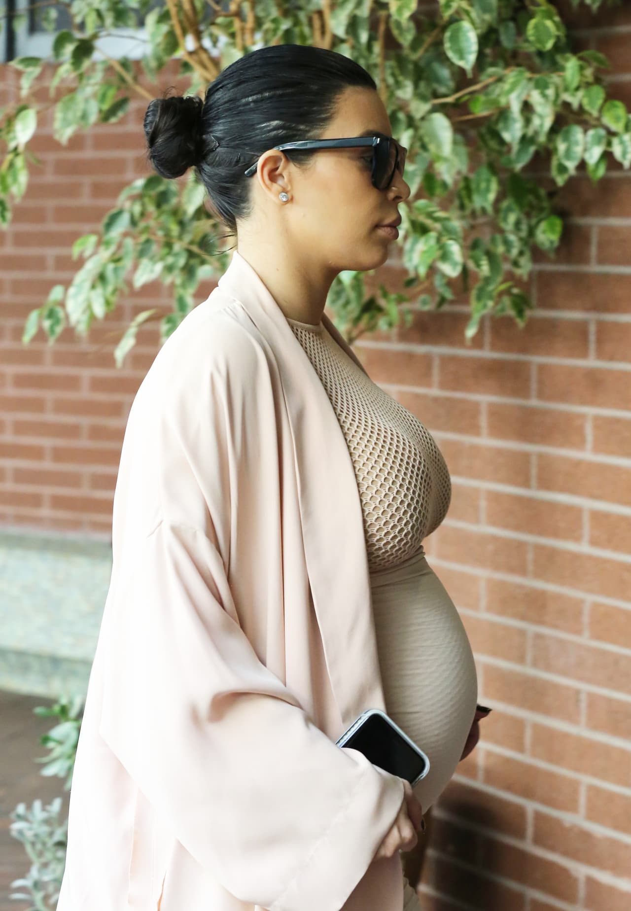 Kim no sale de casa sin maquillaje.