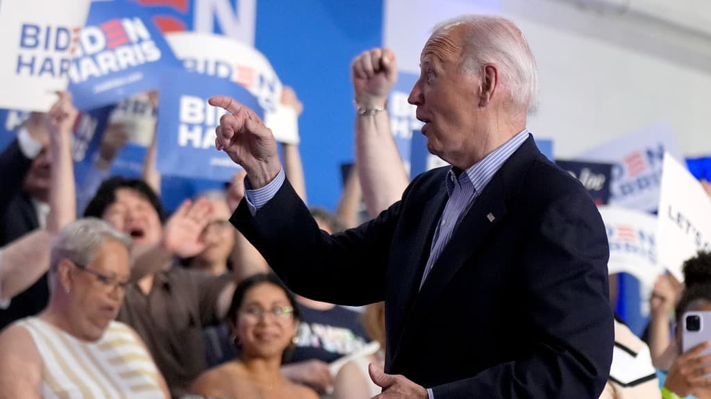 En un minuto: Primera rueda de prensa de Biden tras el debate y más demócratas piden su retirada