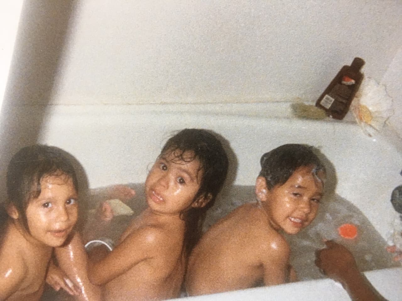 Hora del baño para los niños de Polinske en Texas.