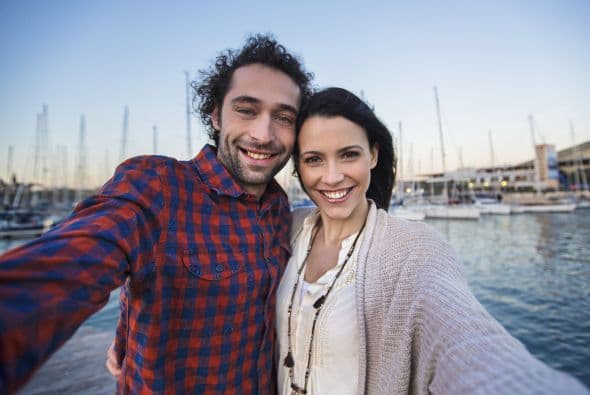 4. No incluyas tu brazo en la 'selfie'. Estamos cansadas de ver una foto increíble arruinada por un brazo desproporcionadamente largo que ocupa la mitad de la imagen. ¡Get out of the way!