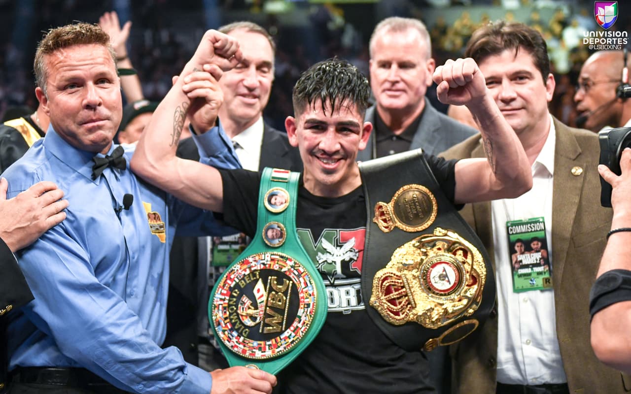 Adiós a la trilogía: Santa Cruz se llevó la revancha ante Abner Mares