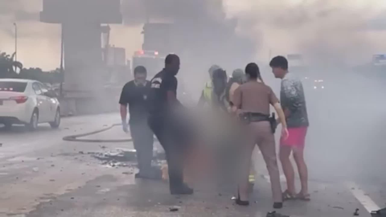 Muere una persona en aparatoso accidente con un carro en contravía en la autopista 836