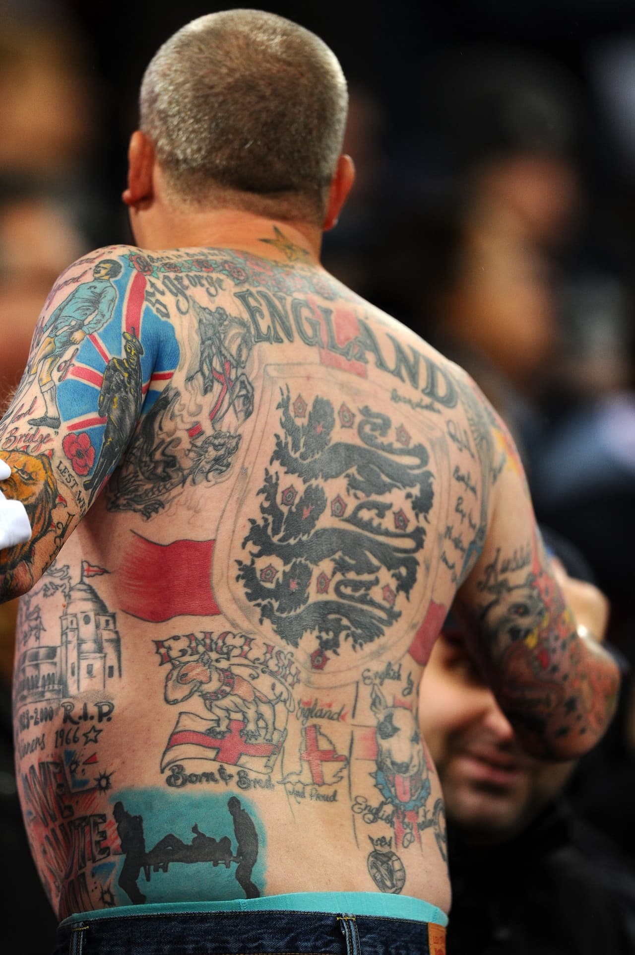 Los fanáticos en el mundo quisieron rendir un homenaje a sus países, equipos o jugadores favoritos por medio de tatuajes. Algunos más grandes y coloridos, con rostros de las figuras y escudos representativos son una muestra del cariño que alrededor del mundo expresan los hinchas del fútbol.