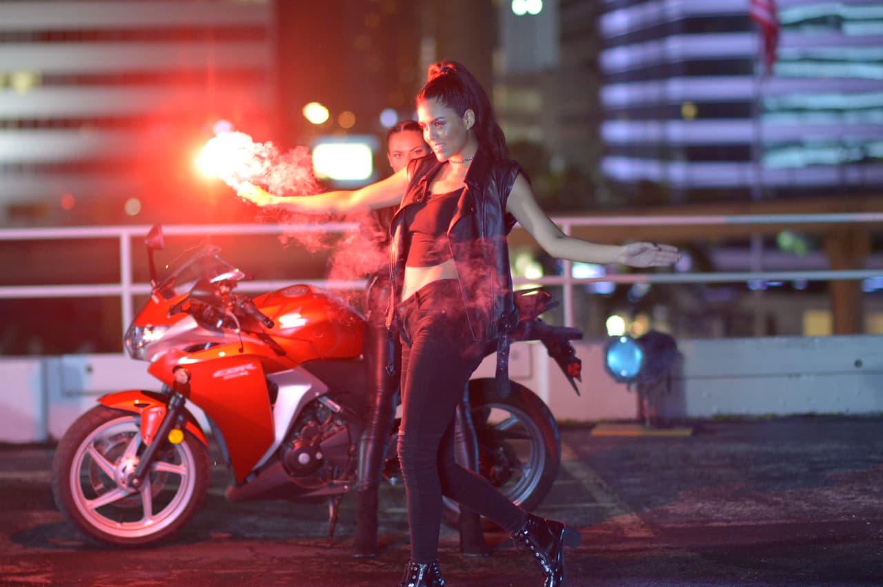 Jorge, Kevin, Garmandy, Aimeé, Megamy y April superaron los obstáculos que se presentaron en los ensayos y en la grabación del videoclip de "Rebelde". El resultado final fue un vídeo con fuerza y mucha pasión.