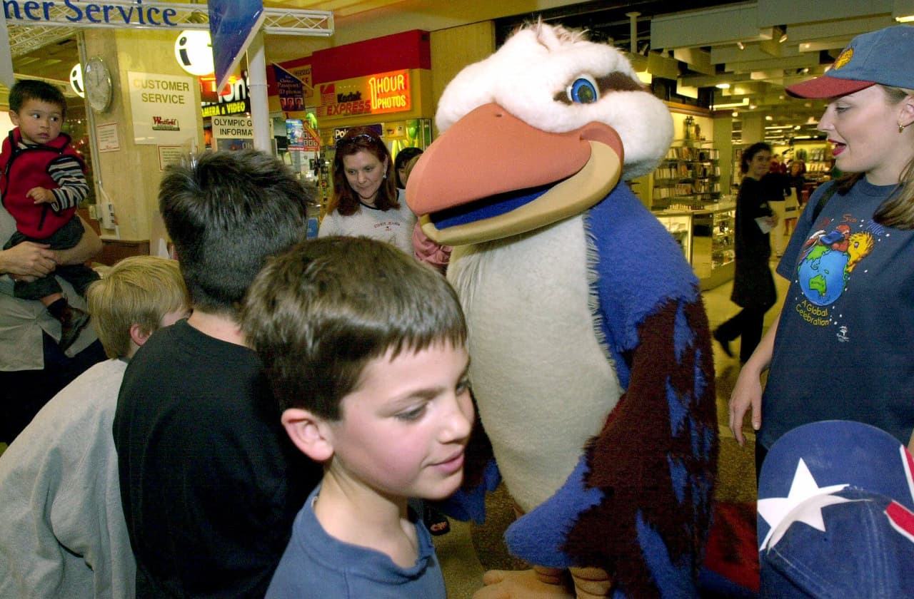 Olly, una kookaburra, fue una de las tres mascotas de los Juegos Olímpicos de Sídney en 2000 que tuvieron poca acogida frente a la esperada.