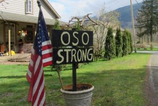 Familiares de 43 fallecidos en marzo presentaron una demanda contra el estado y el propietario del terreno.