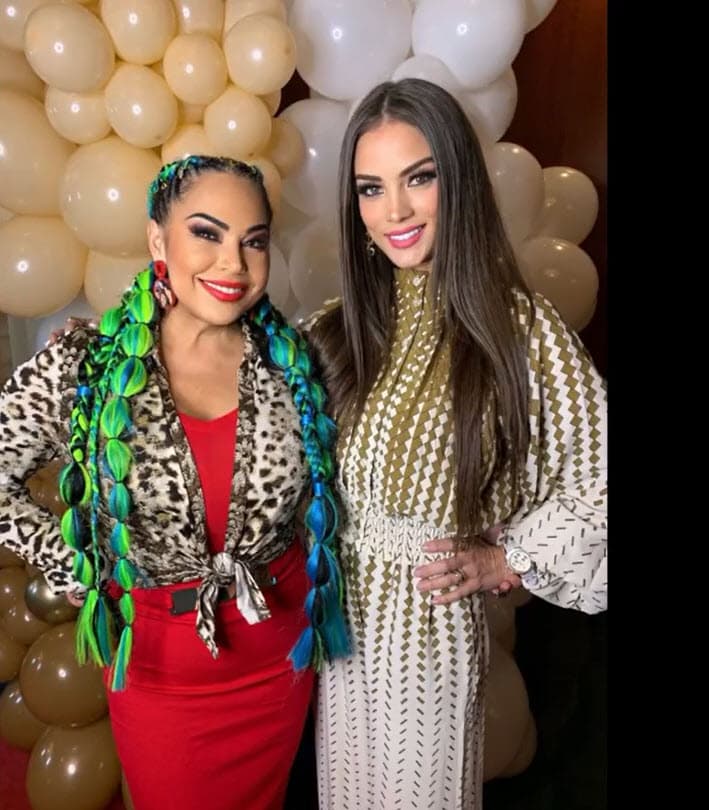 Agregó una reflexión para celebrar este Día de Acción de Gracias: "Este Thanksgiving será diferente… Mientras disfruto de mi recomienzo... ¡restart! Todo lo puedo en Cristo que me fortalece. Amén".
<br>