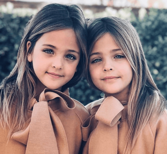 Entonces solo tenían seis meses y Jaqi Clements desistió de seguirlas exponiendo, convencida de que era una responsabilidad muy grande.