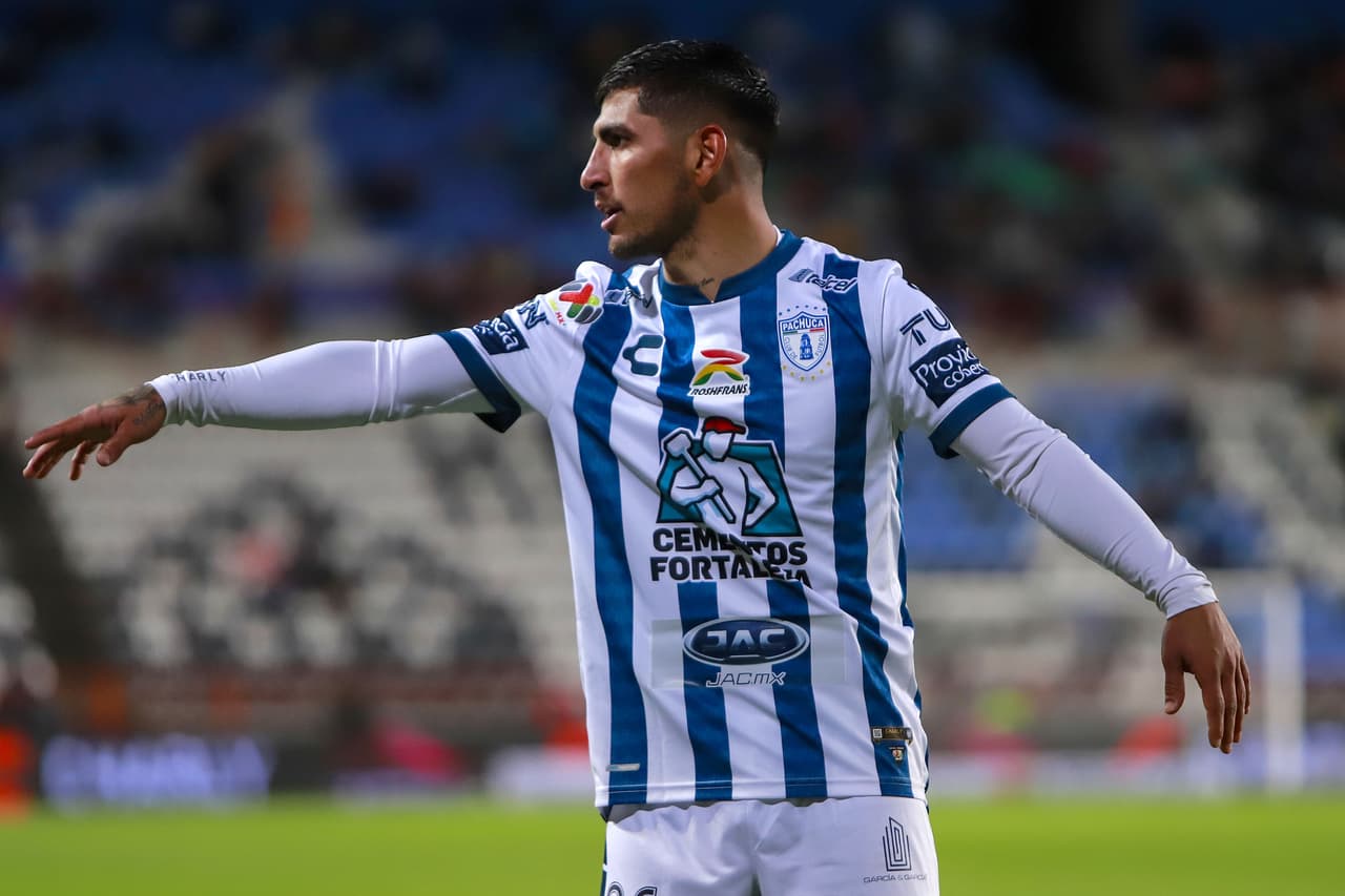 Los Tuzos se fueron con ventaja al descanso tras los tantos de Nicolás Ibáñez y Luis Chávez, pero Ángel Sepúlveda rescató el empate para los Gallos; José Angulo había adelantado a los visitantes.