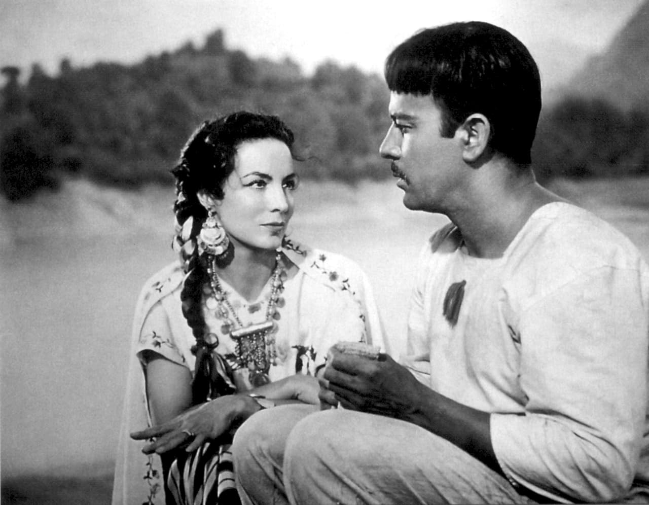 En 1956 protagoniza la película ‘Tizoc’, al lado del legendario actor Pedro Infante y dirigida por el mítico director Ismael Rodríguez.