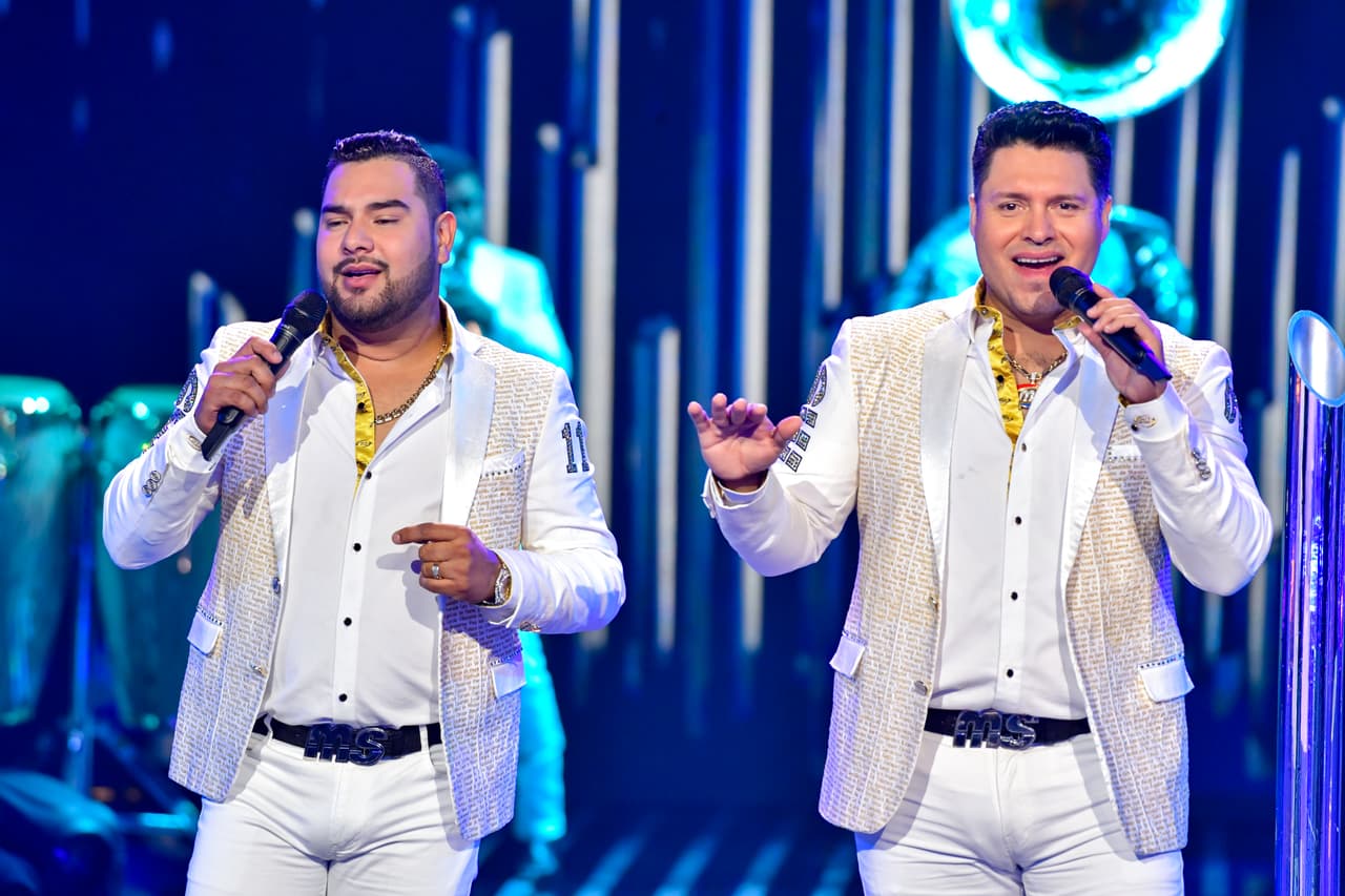 El público coreó el tema que forma parte del álbum 'Con todas las fuerzas'.