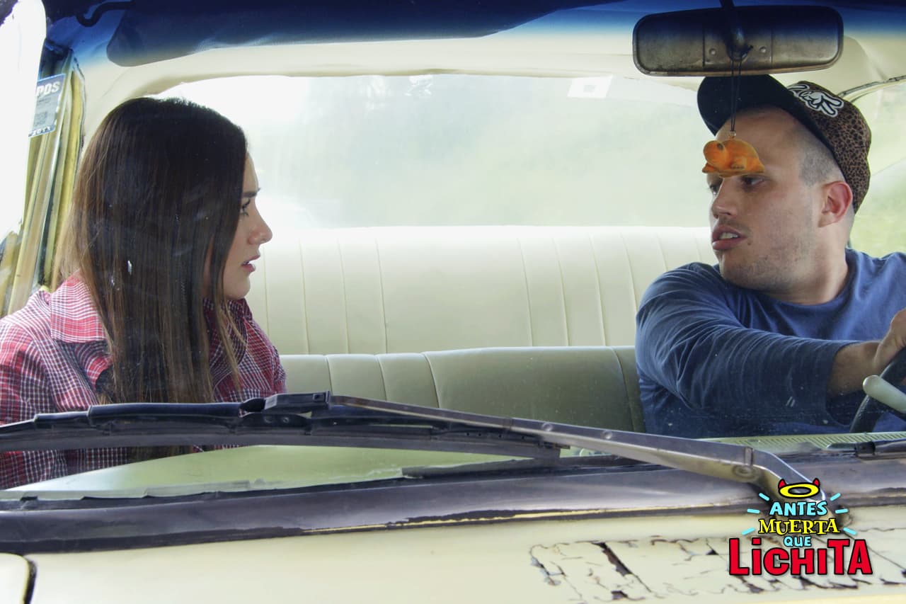 Magos enfurece al descubrir que “El Chanclas” pretende usar a Ximena para sacarle dinero a Alicia.