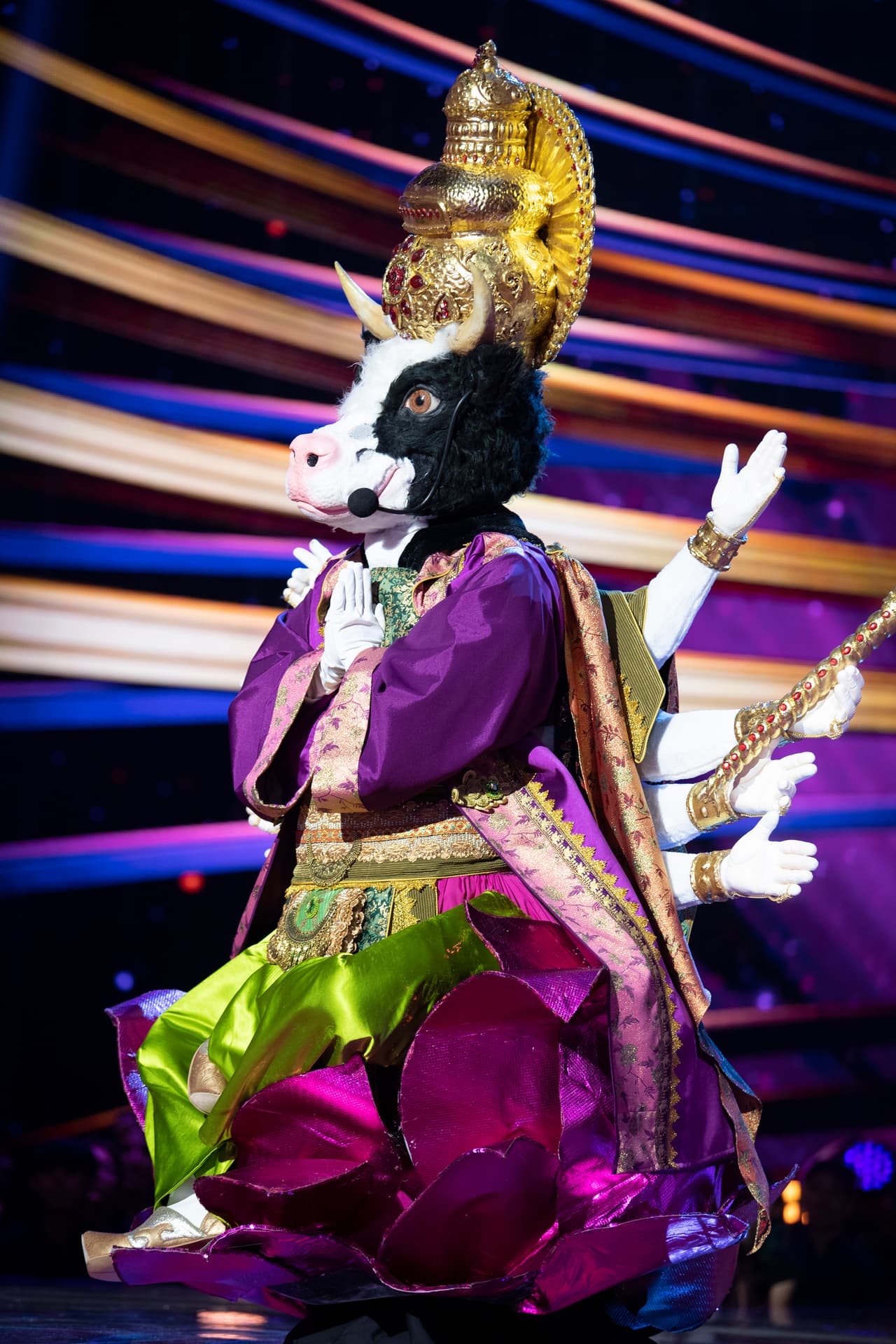 Namasté recibió la noticia de que tendría que quitarse la máscara.