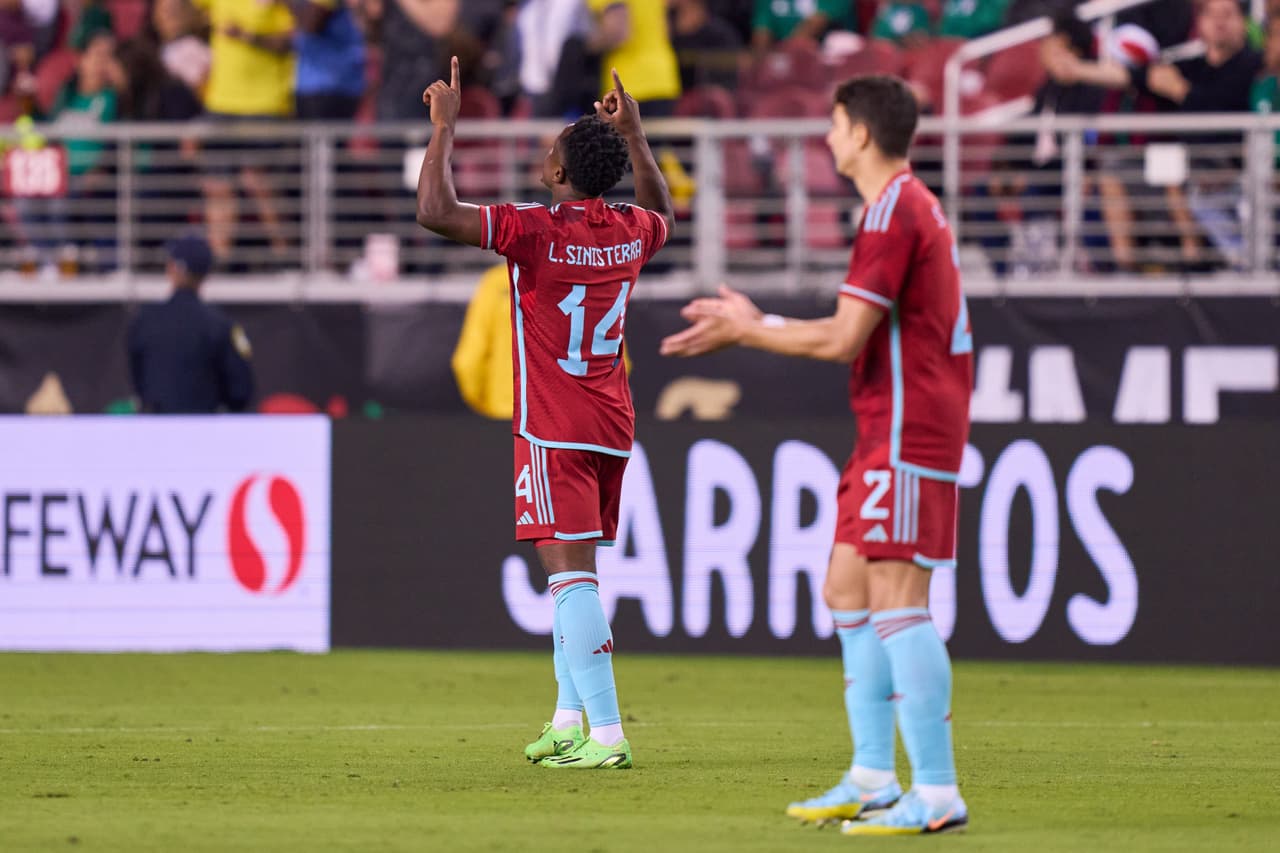 ¡Llenos de dudas! México no supo mantener una ventaja de dos goles y Colombia vino de atrás para llevarse el triunfo con un golazo de Wilmer Barrios.