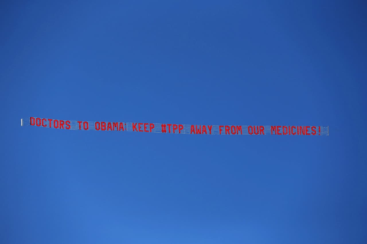 Una protesta de MSF contra el TPP