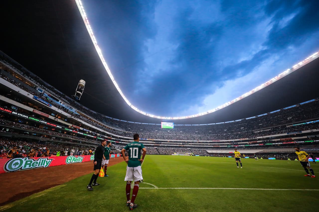 El primero es el mítico estadio
<b>Azteca</b> que ya vio a Brasil y a Argentina salir campeones en el '70 y ’86, respectivamente. Tiene capacidad para 87,000 espectadores.
<br>