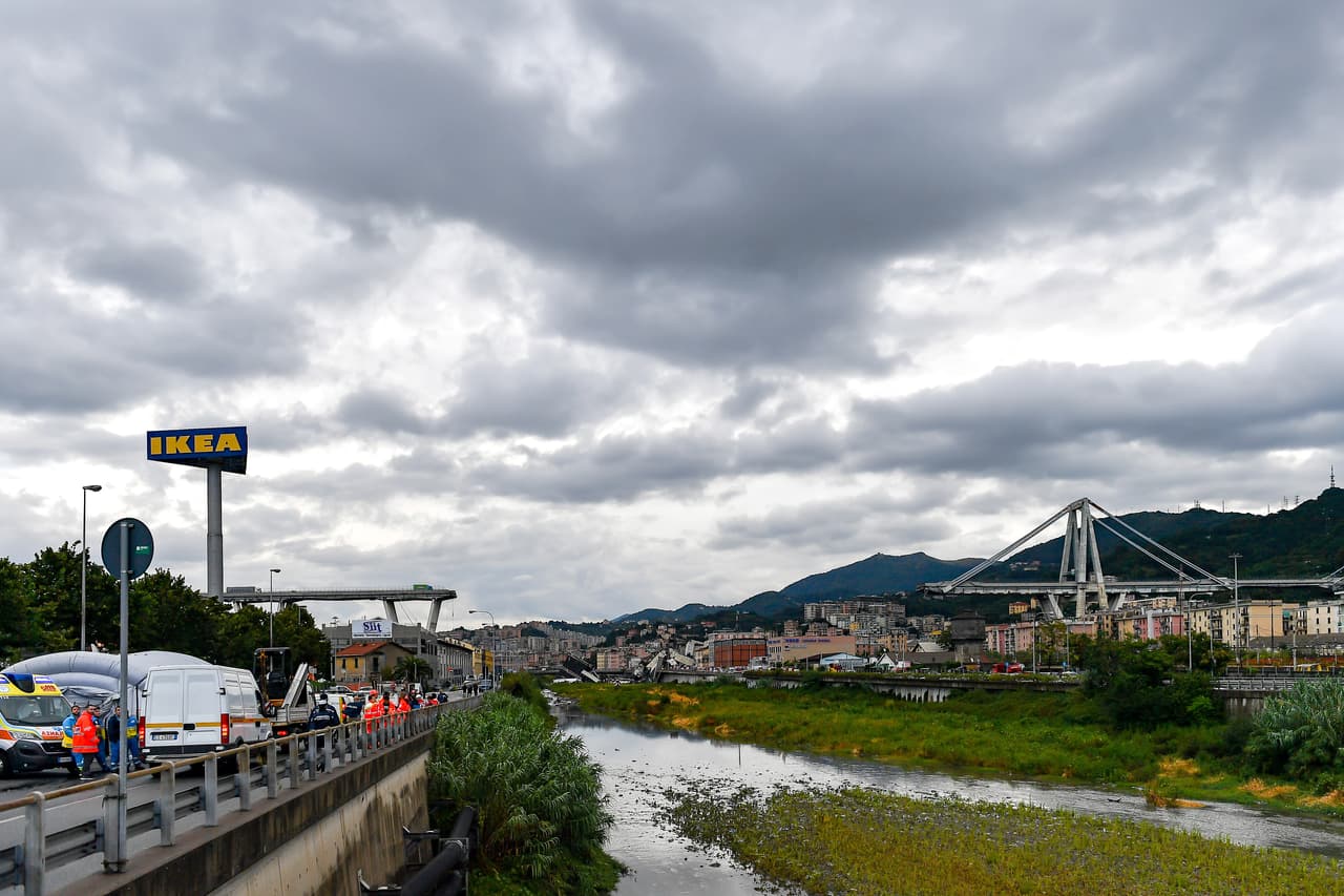 El colapso pudo deberse a un fallo estructural, según informaron medios locales.