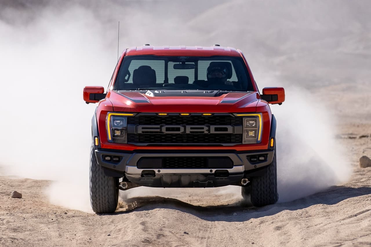 Combinado con un software de gestión del motor más sofisticado, la pickup es capaz de aplicar más torsión a las ruedas traseras, lo que resulta en una mejor aceleración sin tener que sacrificar en comodidad, estabilidad y maniobrabilidad mientras navega a altas velocidades.