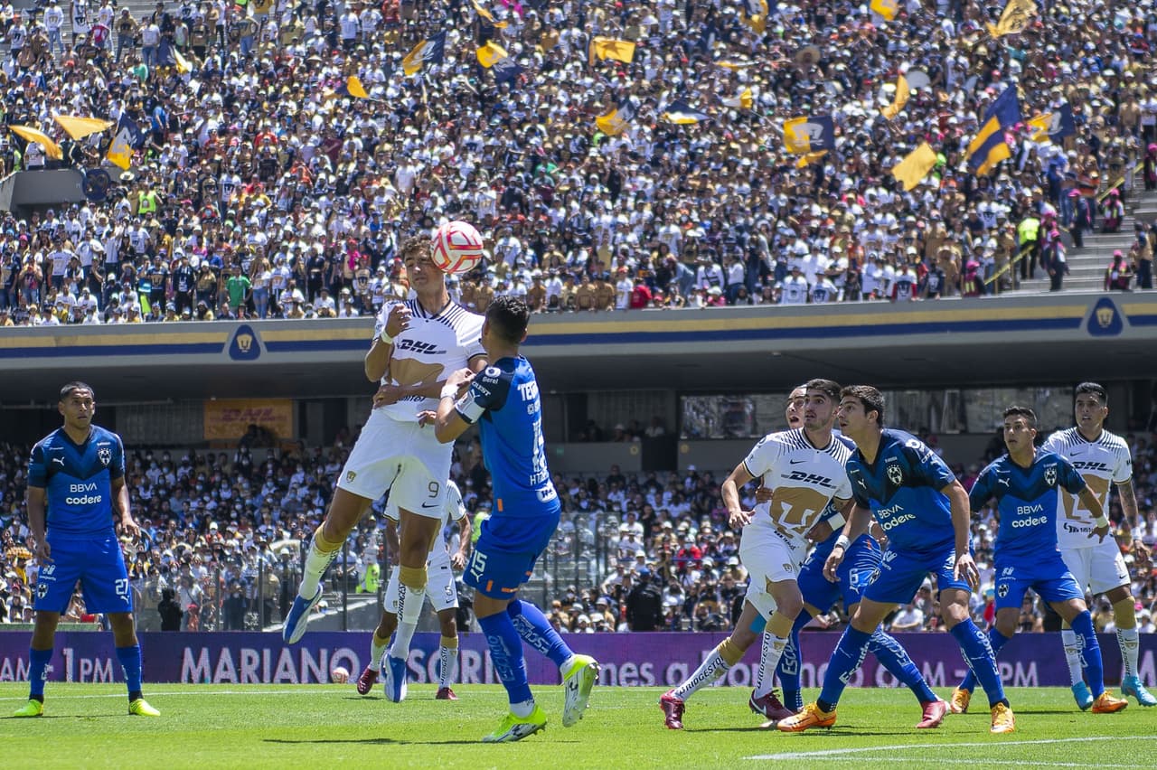 Jerónimo Rodríguez adelantó a los Pumas, pero Rayados igualó con un autogol de Nicolás Freire. A los auriazules les anularon un tanto de Juan Ignacio Dinenno por fuera de lugar tras la revisión del VAR.
