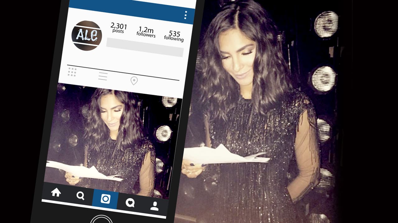 Además de su trabajo como host de La Banda, Ale está comprometida con apoyar a los participantes en este sueño y para eso cuenta con sus millones de seguidores en social media. Vota cada domingo para salvar a tu favorito.