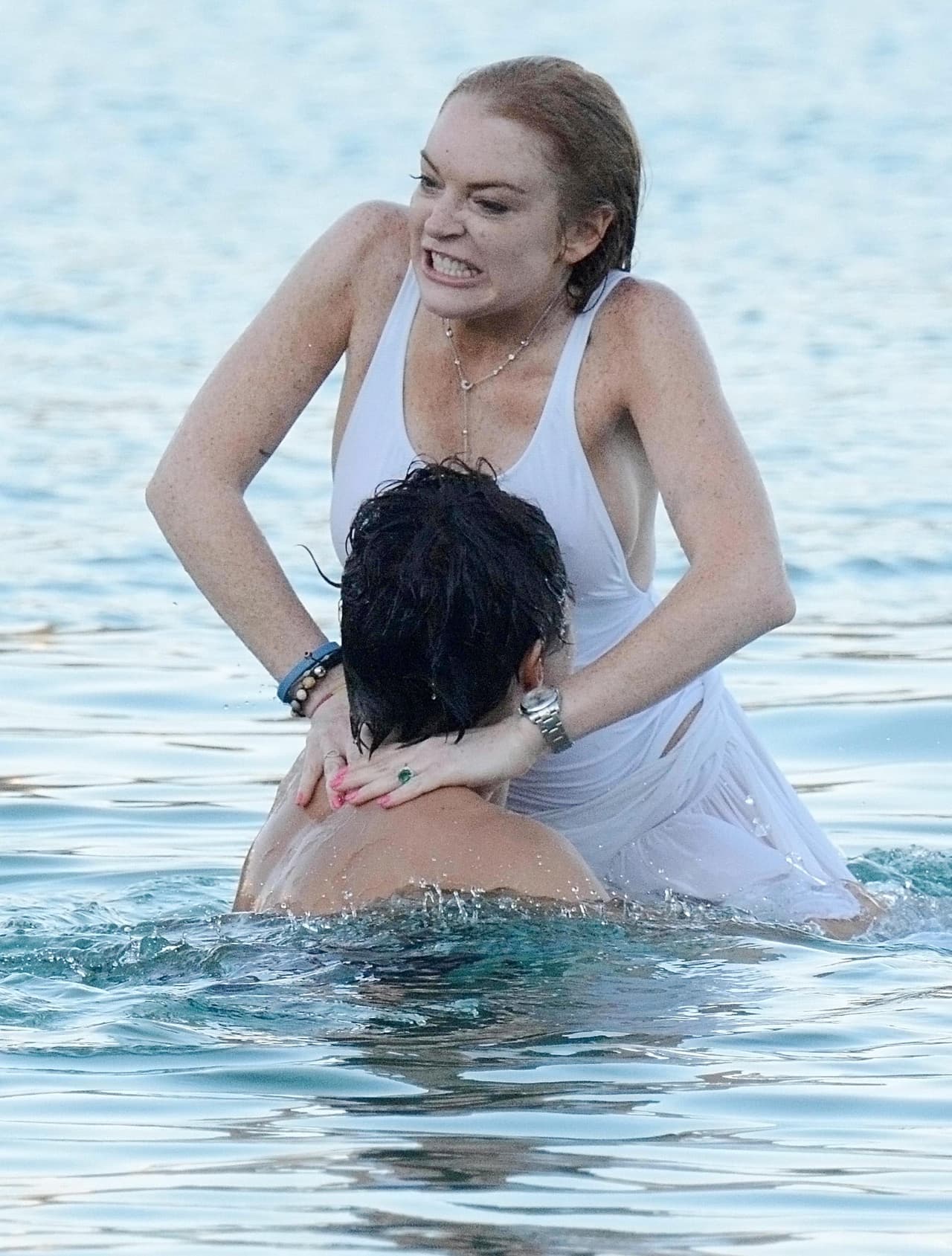 Egor Tarabasov y Lindsay Lohan en Grecia.