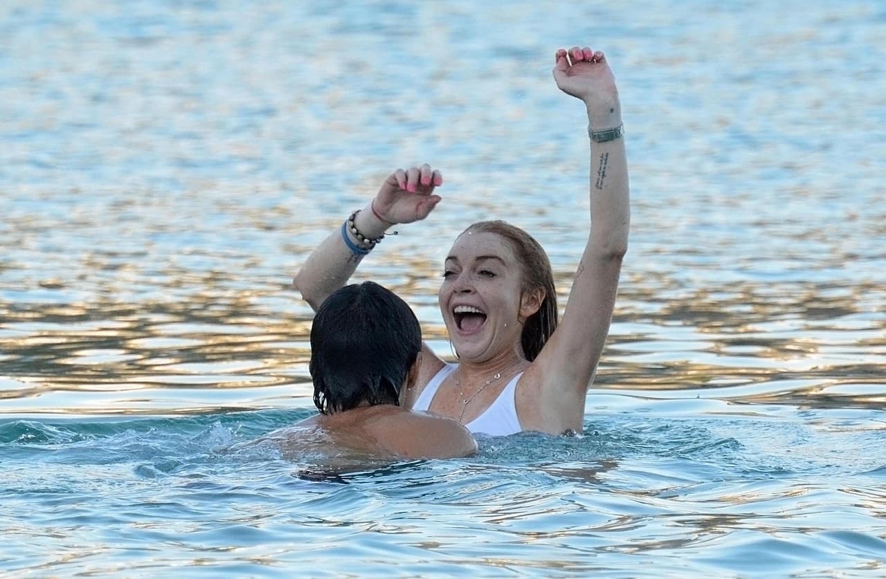 Hasta que Lindsay se puso muy juguetona.