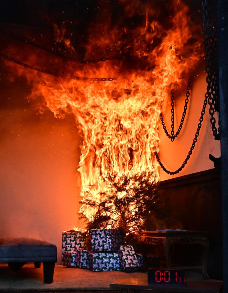 Aunque la intención es que las festividades navideñas fluyan sin tragedias, todos los años surgen emergencias por incendios en los que el principal 'sospechoso' es un árbol de Navidad.