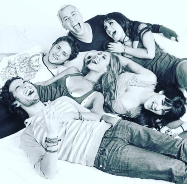 <b><a href="http://www.univision.com/shows/despierta-america/dulce-maria-defiende-a-su-amiga-anahi-del-polemico-video-por-el-que-fue-muy-criticada-video">Dulce María</a></b> puso esta imagen en Instagram con el siguiente mensaje: "#DiaMundialdeRBD esta historia esta tatuada en el tiempo...🎵🎶 gracias a toda la generación Rebelde 🙌🏼❤️✌🏼 los quiero !!!".