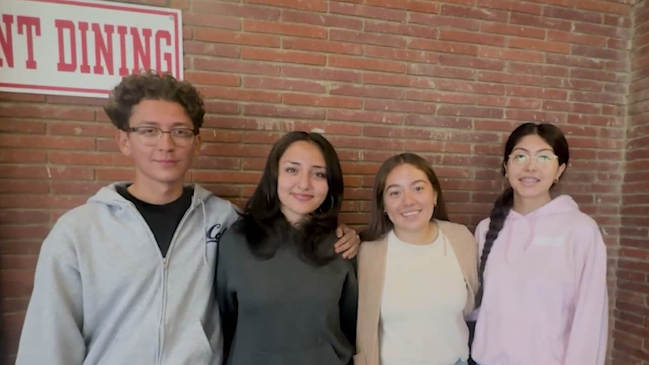 Cuatro estudiantes de padres campesinos se graduaran con los máximos honores al sur del Valle Central