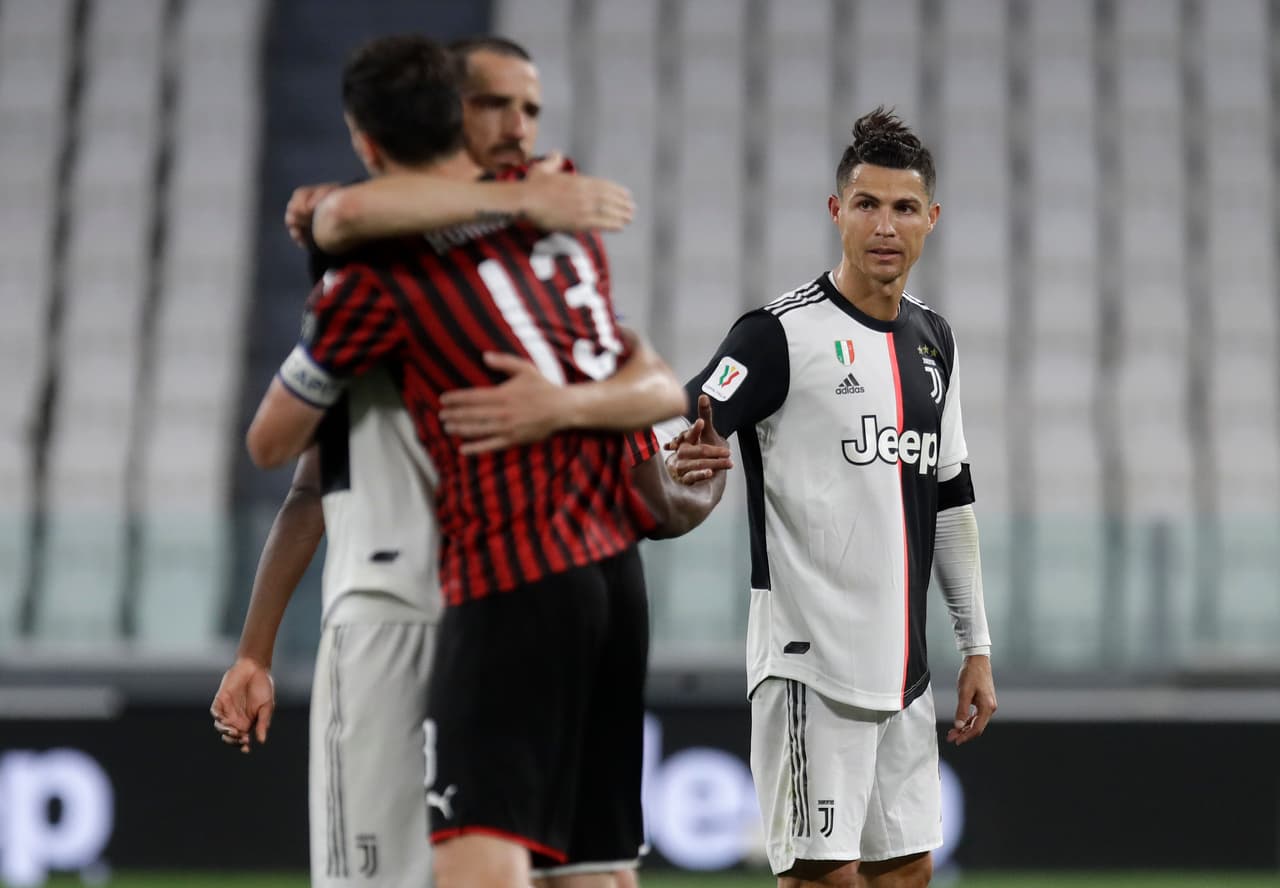 El encuentro terminó sin goles y Juventus podría enfrentar al equipo de Hirving Lozano en la final de la Copa de Italia.