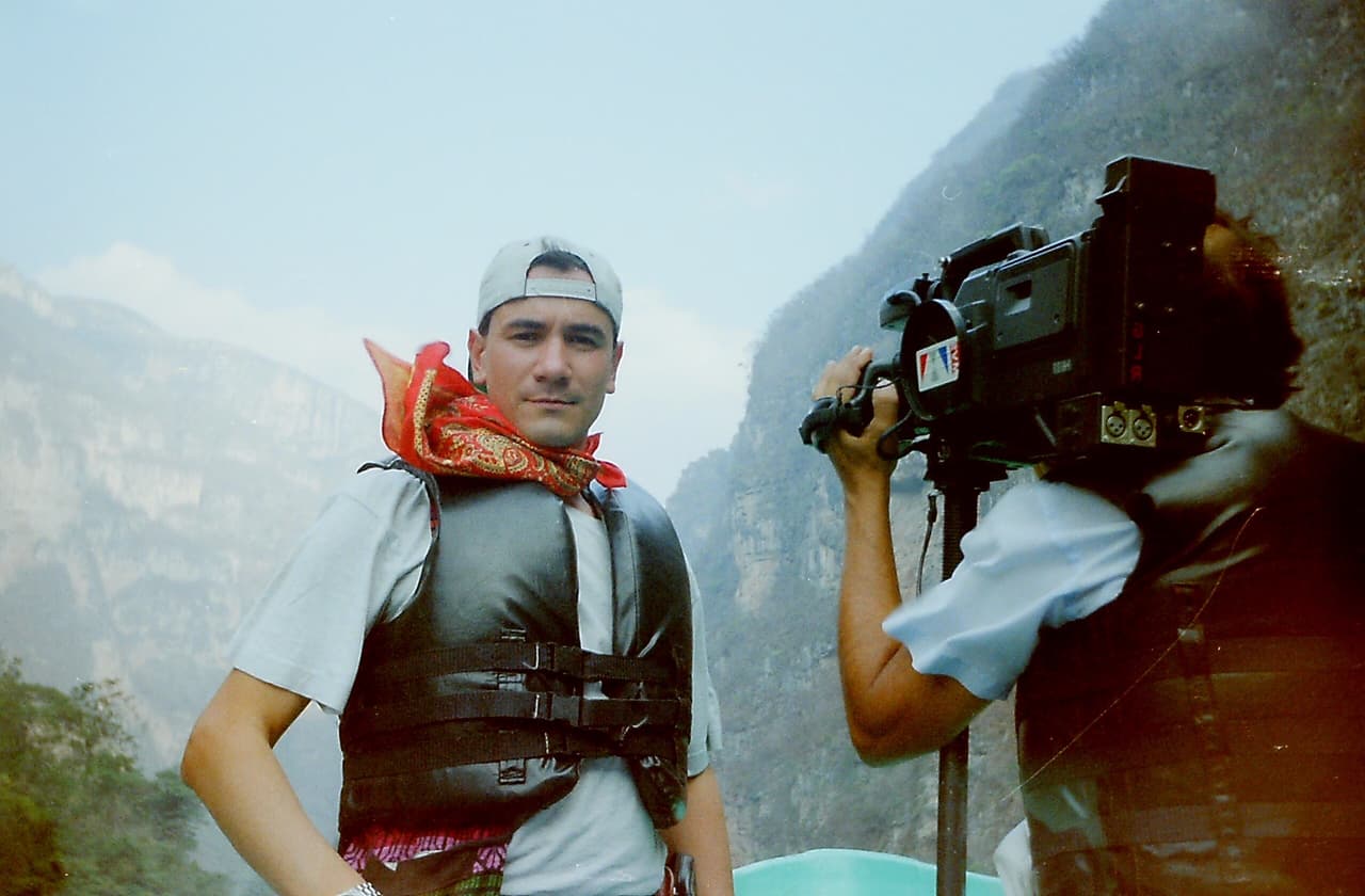 Ángel Pedrero nuestro presentador de las 5 y 10 p.m.