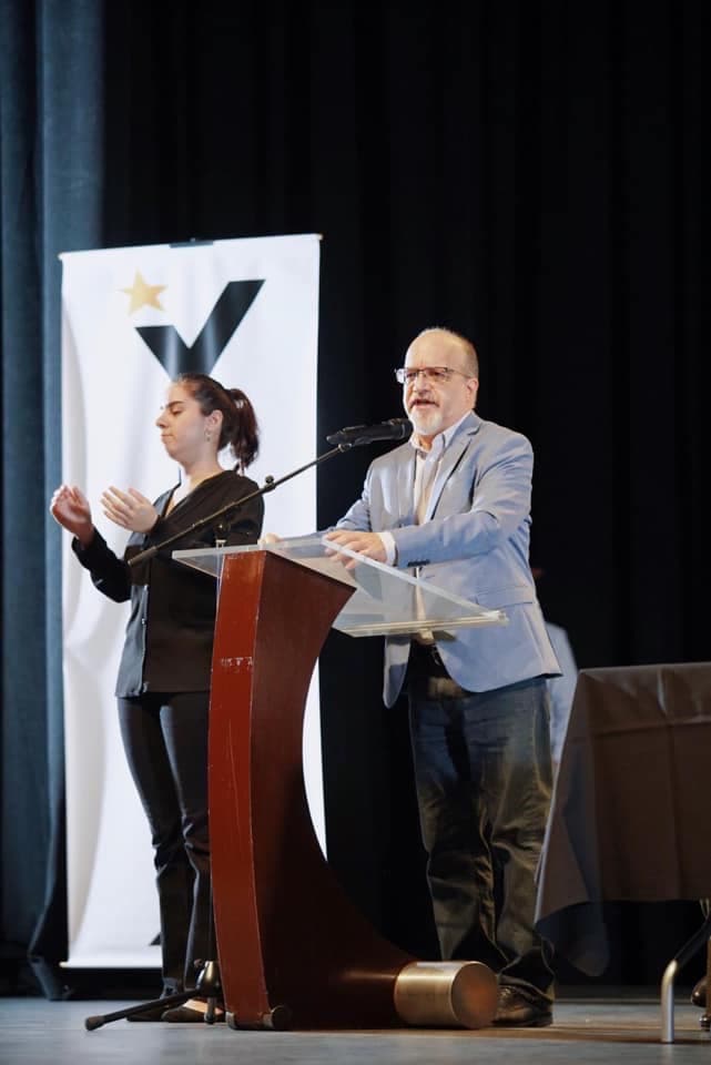 El excandidato a la gobernación por el Partido del Pueblo Trabajador (PPT) 
<b>Rafael Bernabe</b> fue ratificado como candidato al Senado por acumulación con 1,009 votos a favor y 40 en contra.