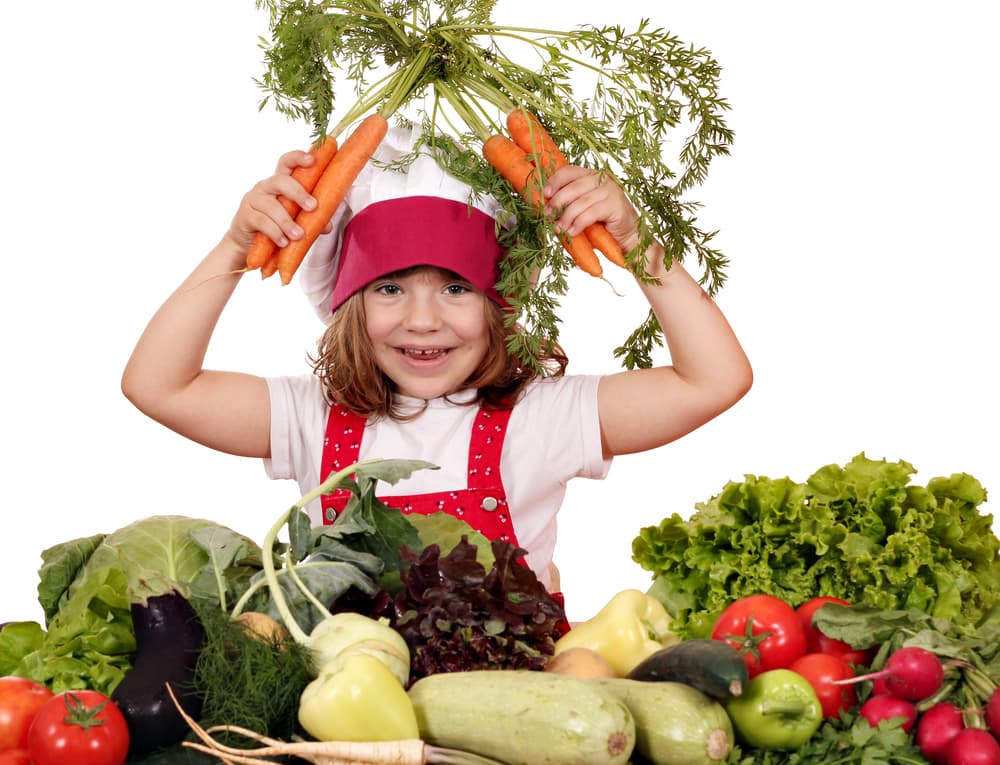 Dale la bienvenida a los frutos secos, especialmente las nueves y las almendras que son las encargadas de fortalecer la memoria y por ende su rendimiento escolar.