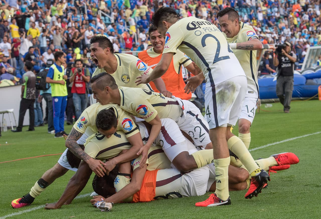 Pero las Águilas se levantaron sorprendemente para un 4-3 de antología en la cancha del Estadio Azul.