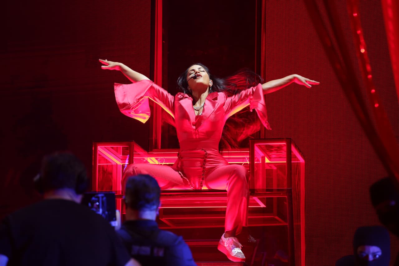 Ese año 
<b>Natti Natasha subió tres veces al escenario de PLN</b>. Aquí la vemos interpretando 'Pa mala yo', con una actitud muy sensual.