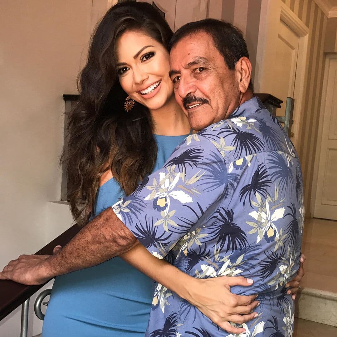 La presentadora mexicana tuvo en el escenario la fuerza y 
<a href="https://www.univision.com/shows/despierta-america/ana-patricia-sonrie-pero-aun-le-duele-no-haber-enterrado-a-su-padre-por-el-acepto-estar-en-premios-juventud-video">compañía de su padre</a>, que ahora es el ángel que, orgulloso, la acompaña a donde quiera que ella va.