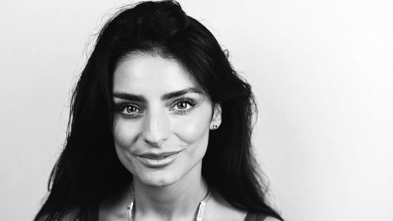 Esto es lo que opina Aislinn Derbez sobre la marcha organizada para que deje de hacer películas