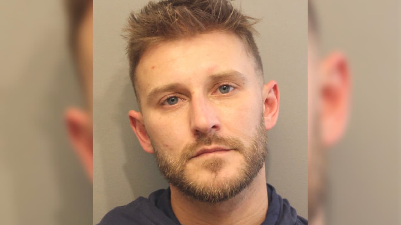 Joshua Thomas, 33 años, fue arrestado en las calles del precinto 4 del condado Harris bajo la sospecha de conducir ebrio.