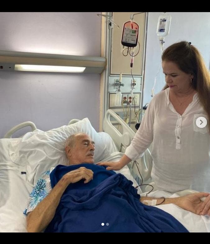 Pero 
<b><a href="https://www.univision.com/famosos/margarita-portillo-esposa-andres-garcia-salud-actor-mejoria" target="_blank">Margarita Portillo, actual esposa del primer actor</a></b> de 81 años, desmintió que entre ellos haya existido tal reconciliación tras el distanciamiento que han tenido por lo menos desde noviembre de 2020.
<br>