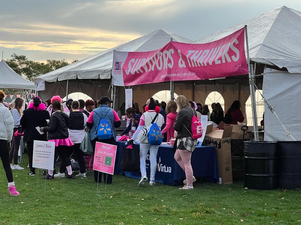 Avanzando a Pasos Agigantados Contra el Cáncer de Mama® celebra a los sobrevivientes. 
<br>